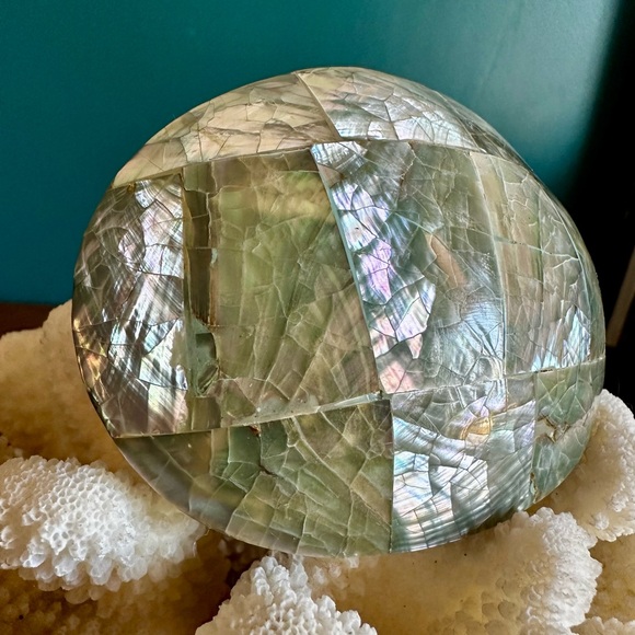 Vintage Charmant Blue Mother of Pearl / Abalone Mosaic Coconut Shell Belt Buckle - Picture 3 of 6